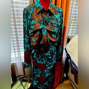 2 pc shirt and skirt. Chocolate brown and turquoise really pops!